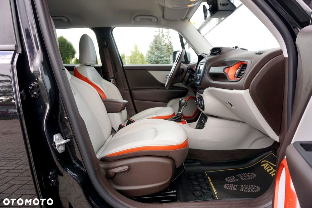 Jeep Renegade 1.4 MultiAir Limited FWD S&S - 34