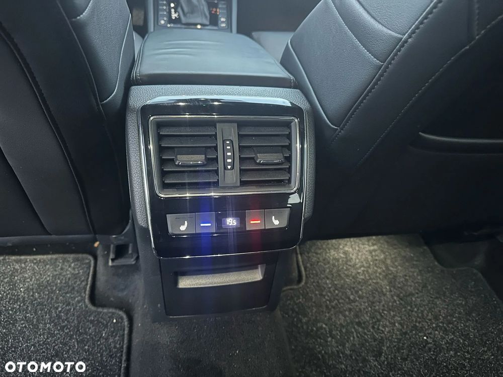 Skoda Superb 2.0 TDI Style DSG7 - 12