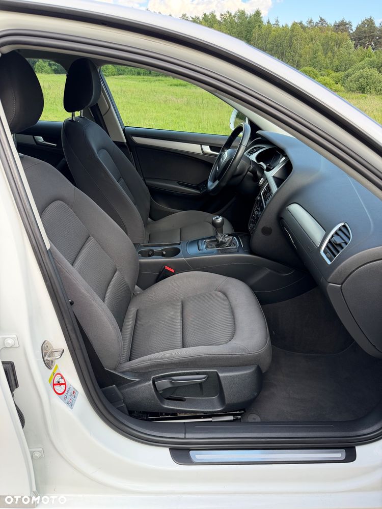 Audi A4 Limousine 1.8 TFSI Ambiente - 18