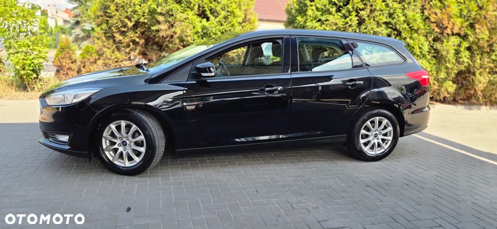 Ford Focus 1.5 TDCi ECOnetic 88g Start-Stopp-System Titanium - 6
