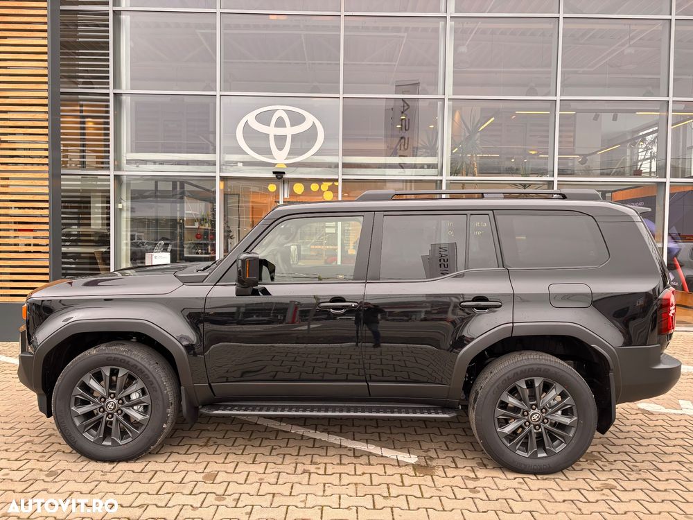 Toyota Land Cruiser 250 2.8l D-4D 204 CP MHEV A/T 7 locuri Luxury - 4