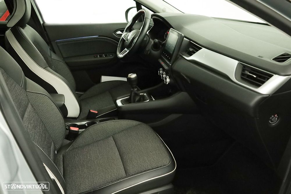 Renault Captur 1.0 TCe Techno Bi-Fuel - 23