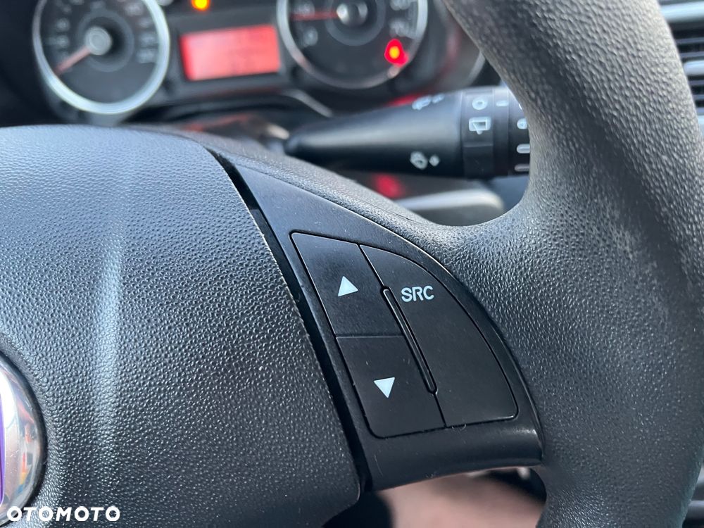 Fiat Punto 1.2 8V - 30
