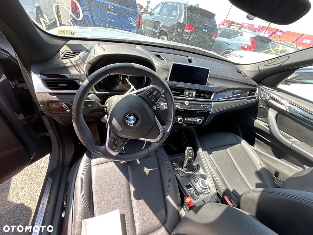 BMW X1 xDrive25i GPF xLine sport - 10