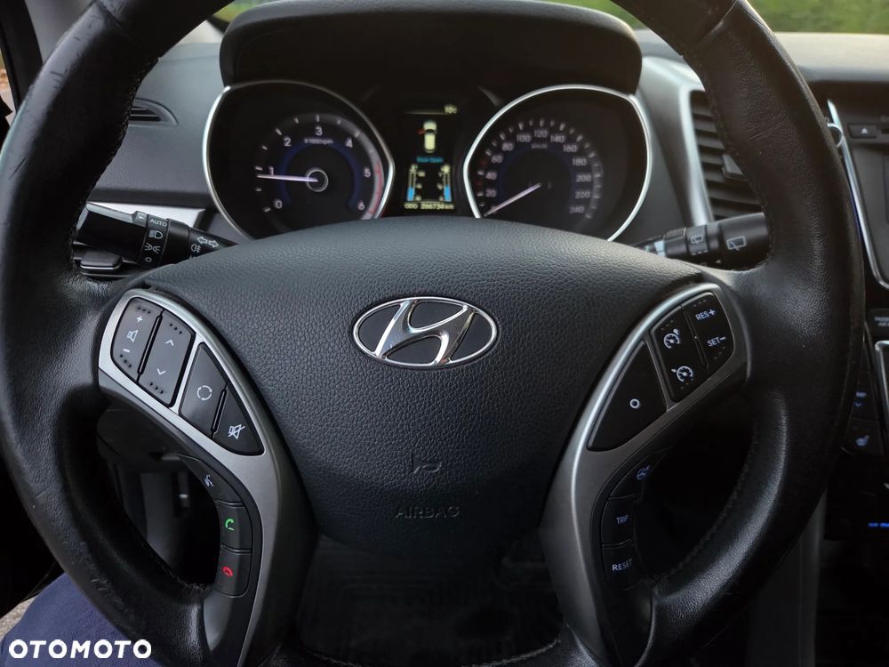 Hyundai i30 - 14