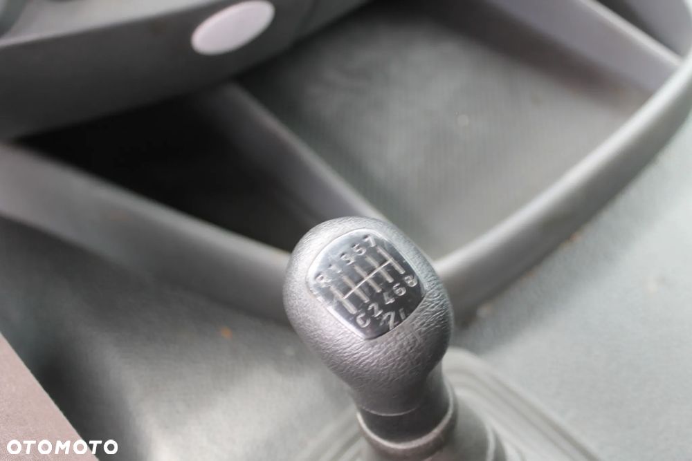 Mercedes-Benz AXOR 2536 6x2 manual - 10