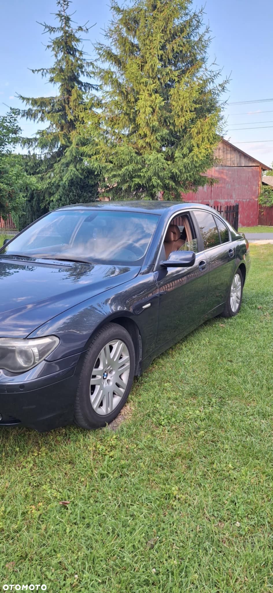 BMW Seria 7 735i - 1