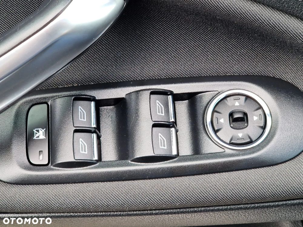 Ford Mondeo 2.0 Viva Titanium - 24
