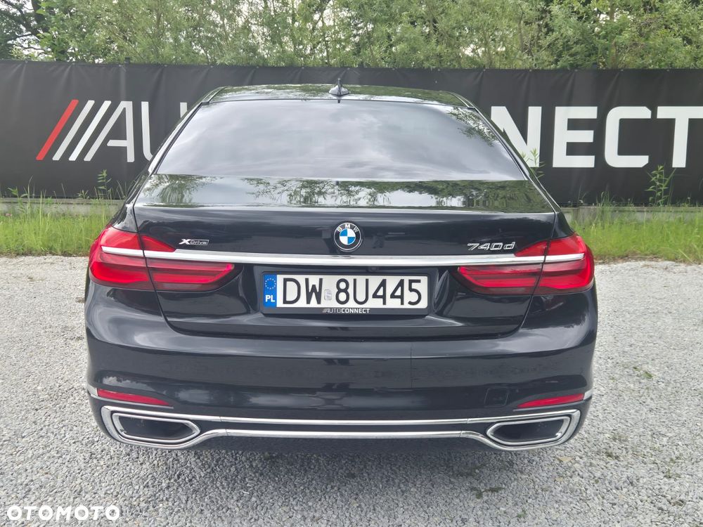 BMW Seria 7 740d xDrive - 14