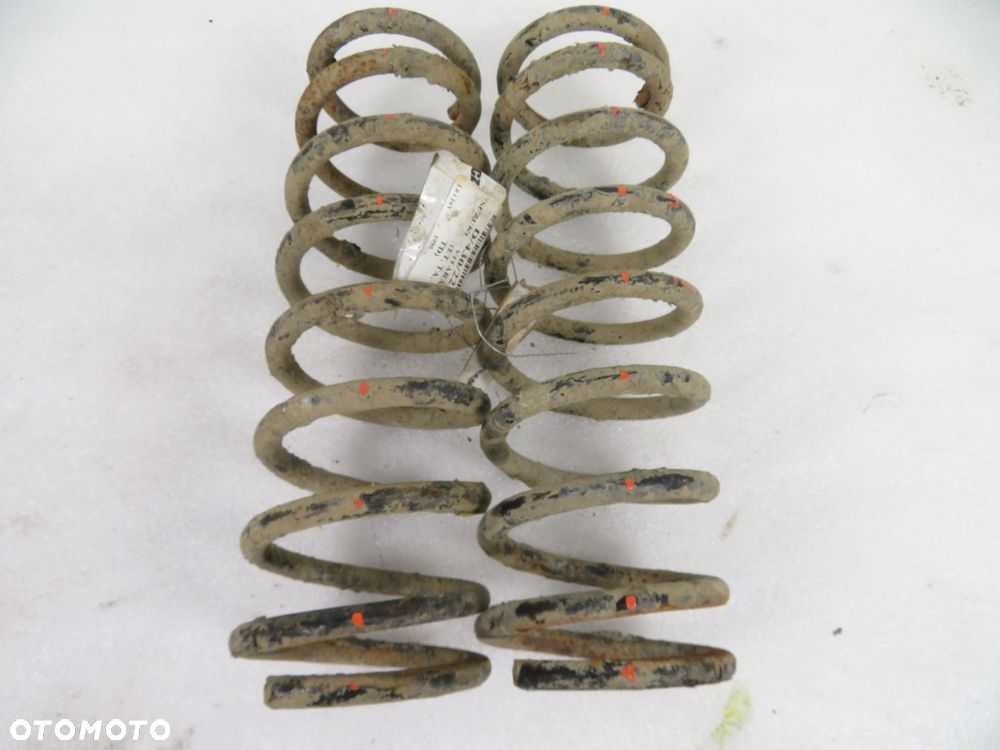 SPRĘŻYNY TYŁ SUZUKI VITARA I 1.6 - 1