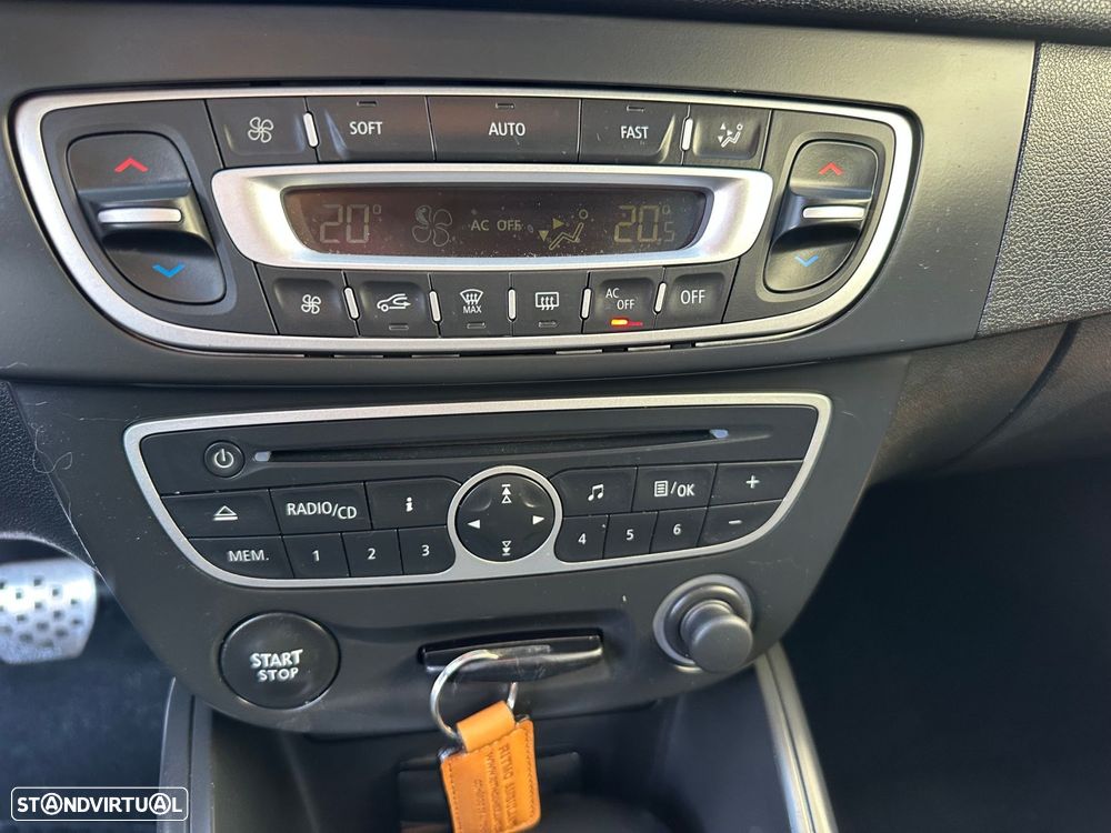 Renault Mégane Coupe - 19