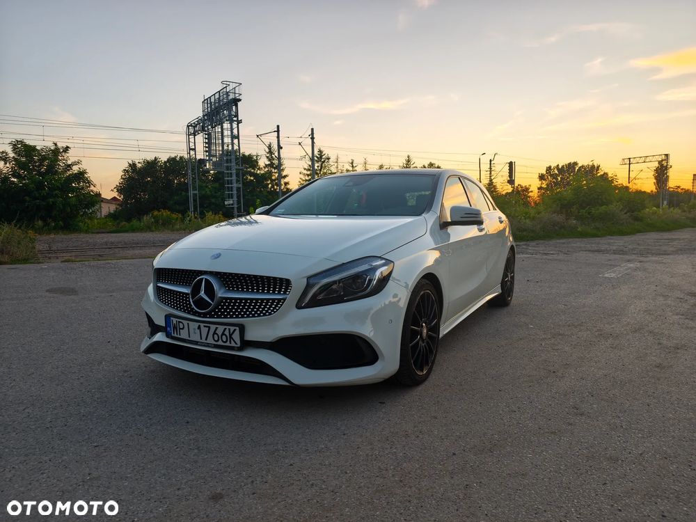 Mercedes-Benz Klasa A 220 4-Matic AMG Line - 7
