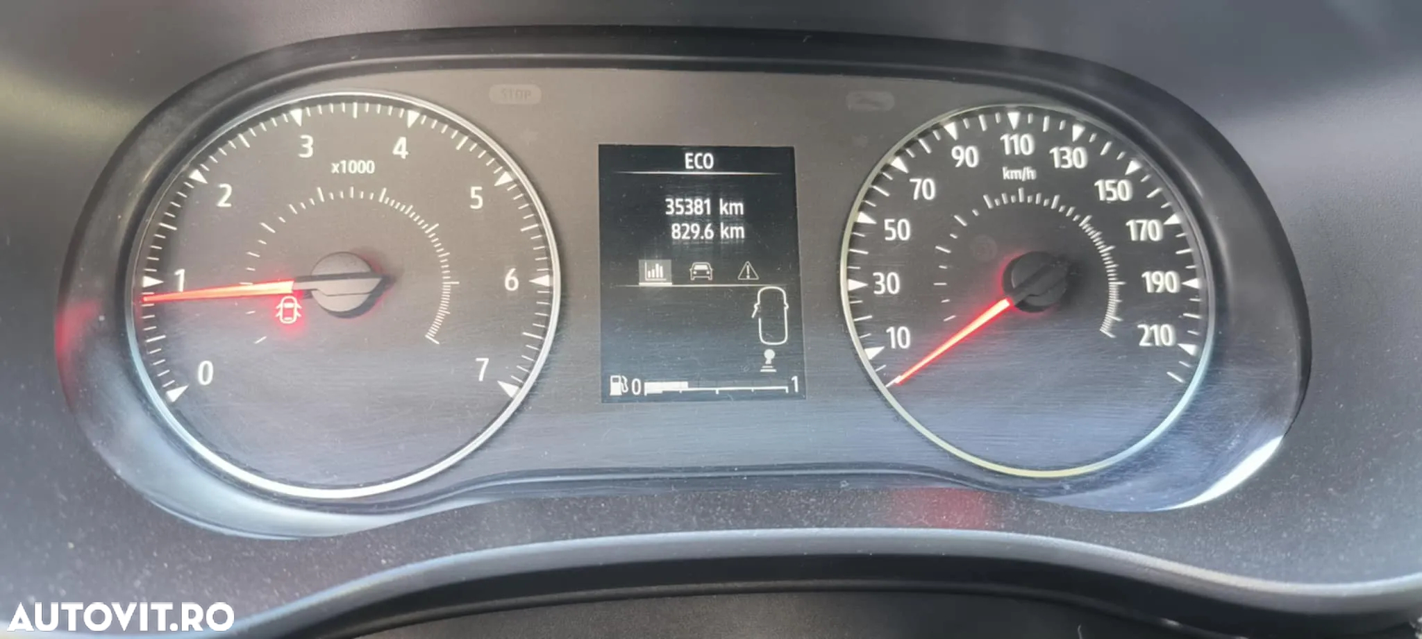 Dacia Sandero Stepway TCe 90 MT6 Comfort - 6