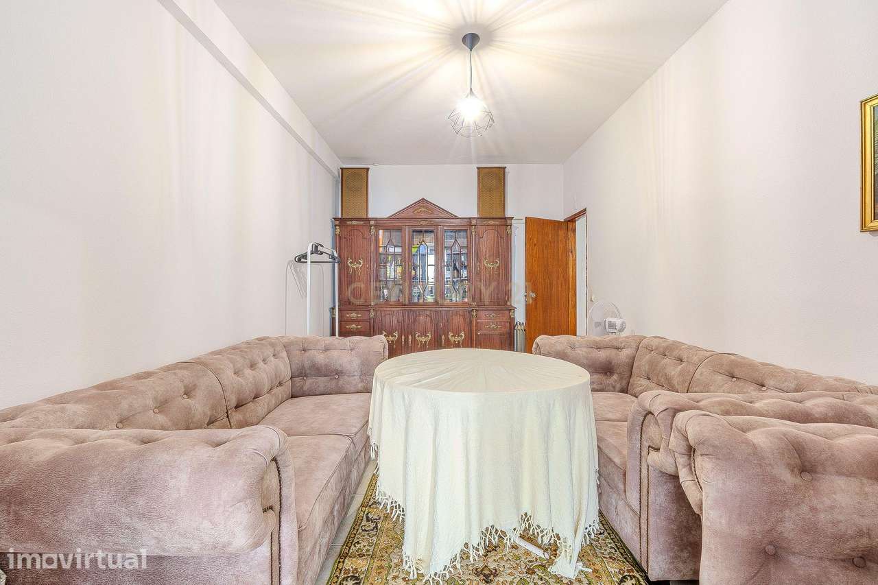 Apartamento T2 com Espaços Exteriores e Arrecadação - Grande imagem: 5/21