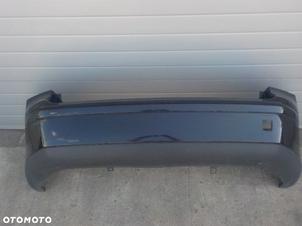 VOLVO V50 ZDERZAK TYŁ TYLNY - 1