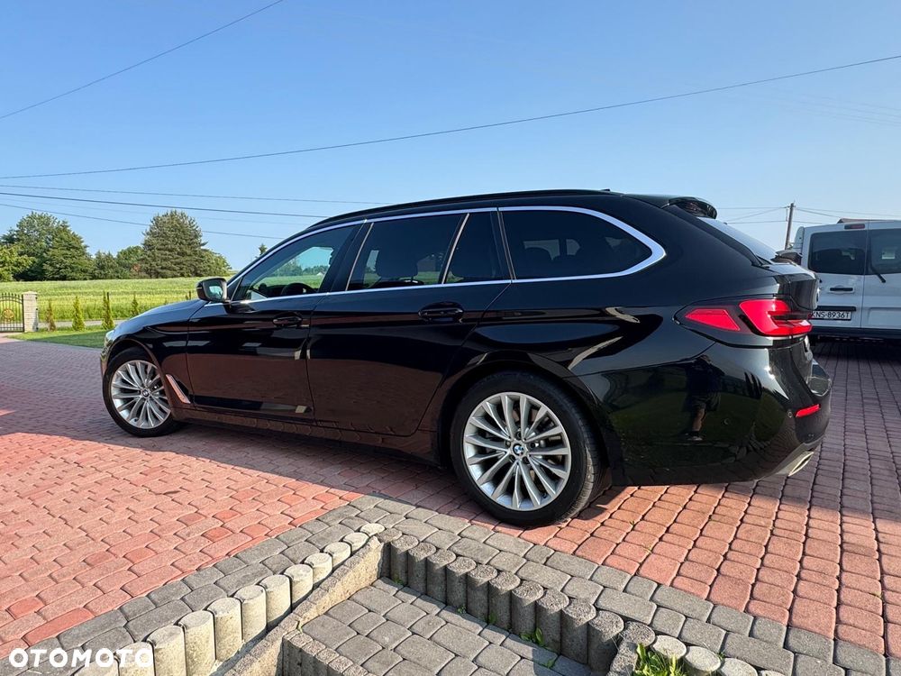 BMW Seria 5 520d - 23