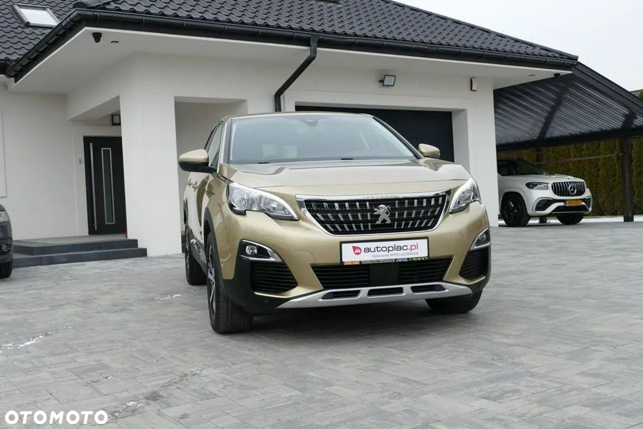 Peugeot 3008 1.2 PureTech Allure S&S - 6