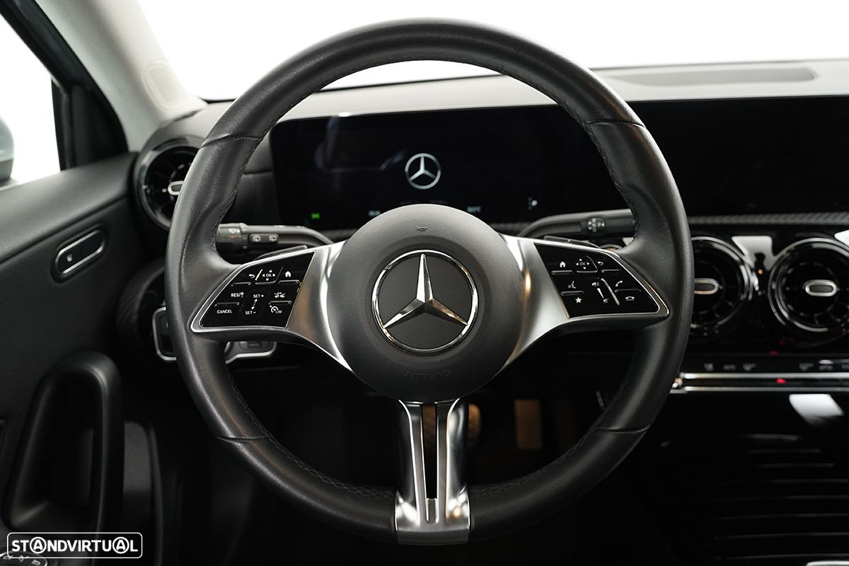Mercedes-Benz A 200 Standard - 14