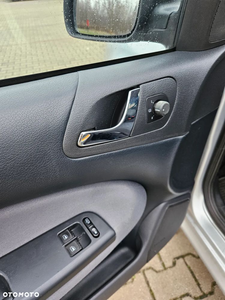 Skoda Octavia 1.6 Classic - 10