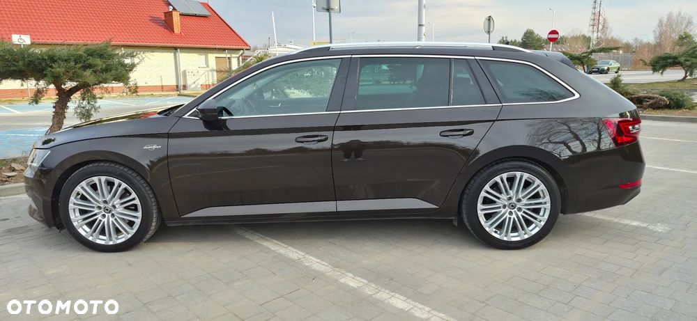 Skoda Superb 2.0 TDI L&K - 17