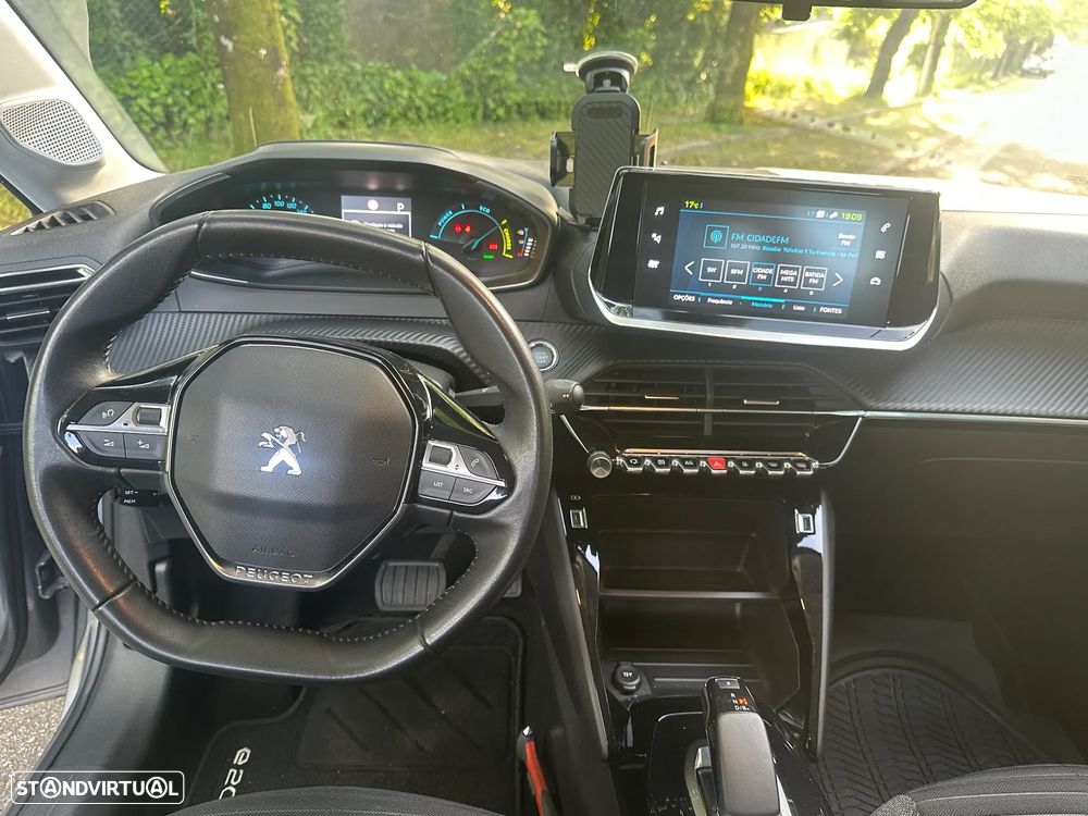 Peugeot e-208 Active Pack - 13