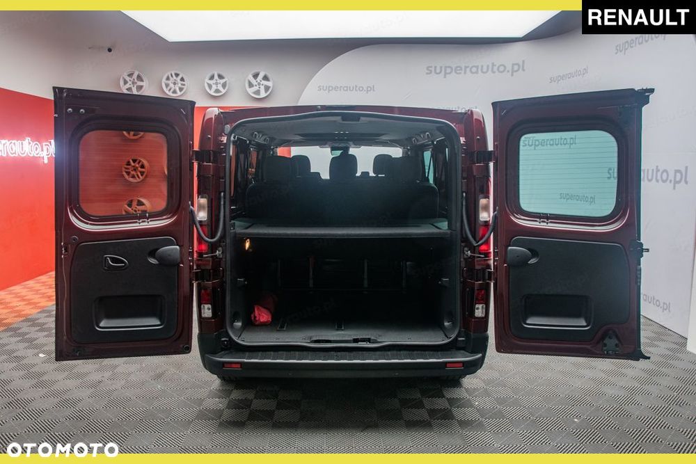 Renault Trafic - 12