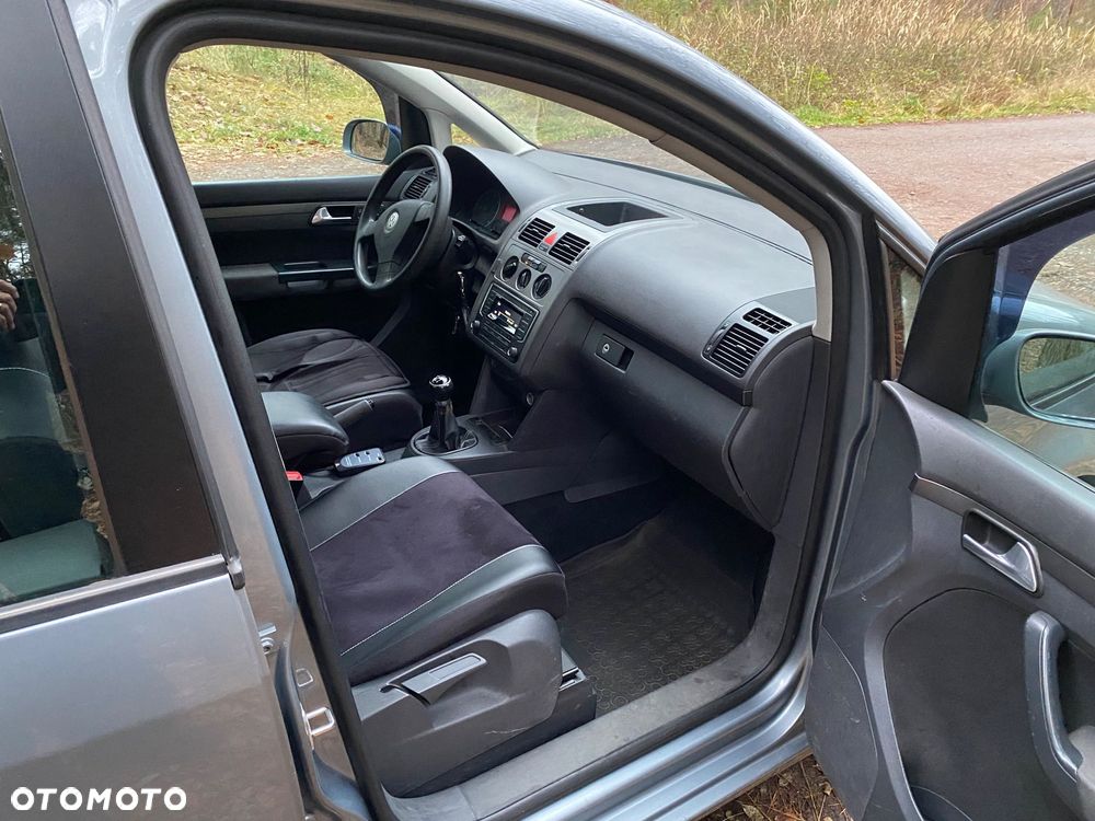 Volkswagen Touran 1.9 TDI - 16