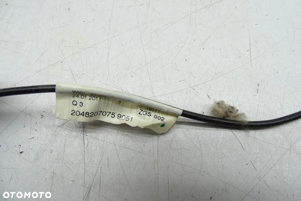 Mercedes C W204 Antena dachowa pletwa 2048207075 - 4