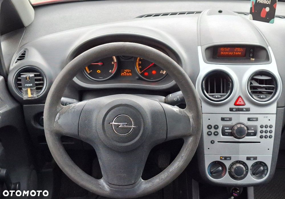 Opel Corsa - 18