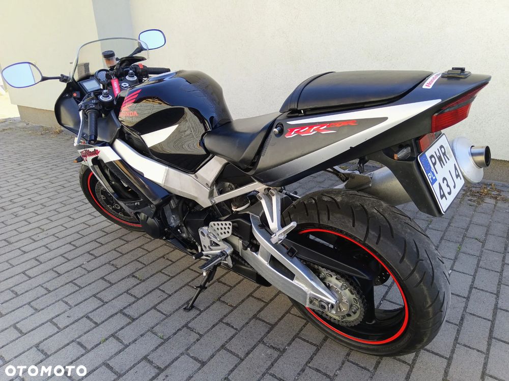 Honda CBR - 3