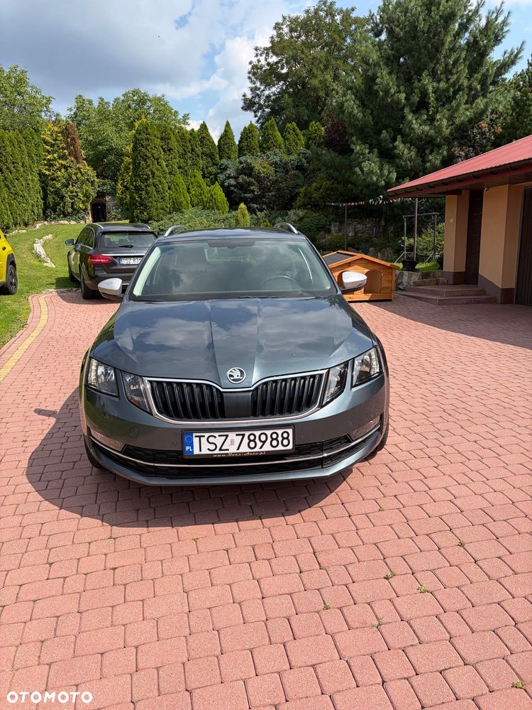 Skoda Octavia 2.0 TDI DSG Edition - 2