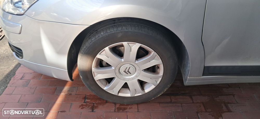 Citroën C4 1.6 HDi Attraction - 2