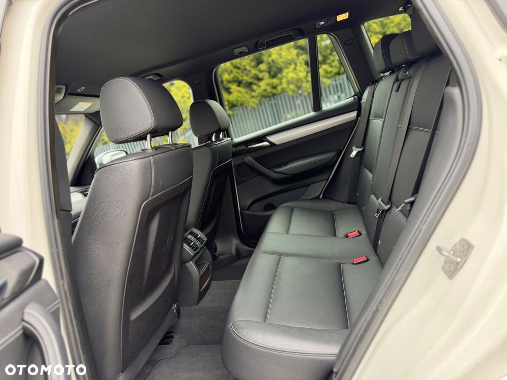 BMW X3 xDrive20d - 18