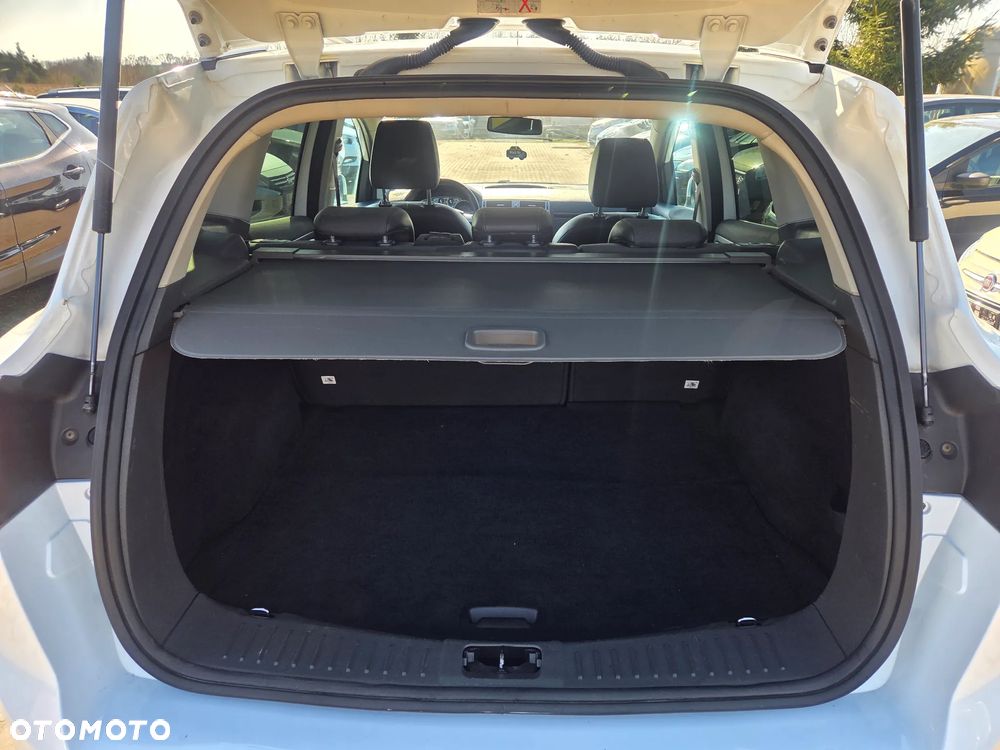 Ford Kuga 2.0 TDCi 4x4 Titanium - 26