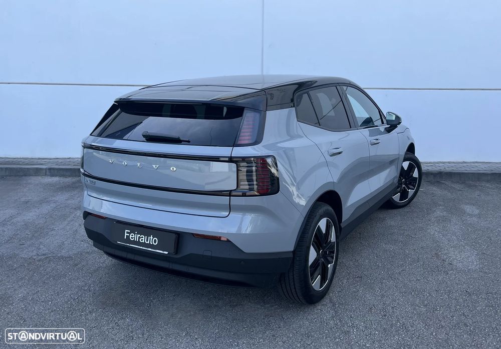 Volvo EX30 51 kWh Single Motor Plus - 2