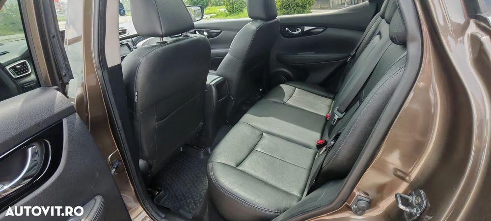 Nissan Qashqai 1.6 DCI Start/Stop X-TRONIC Tekna - 13