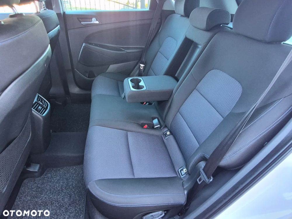 Hyundai Tucson - 16