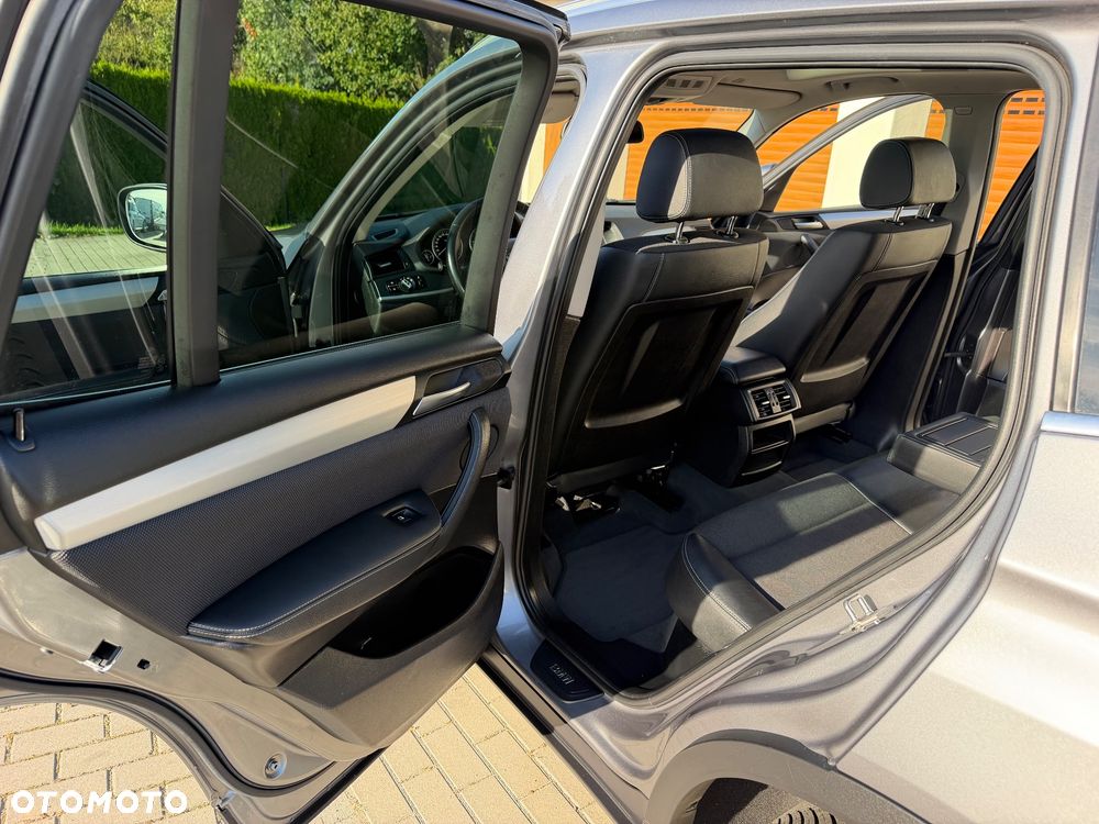 BMW X3 xDrive20d - 23