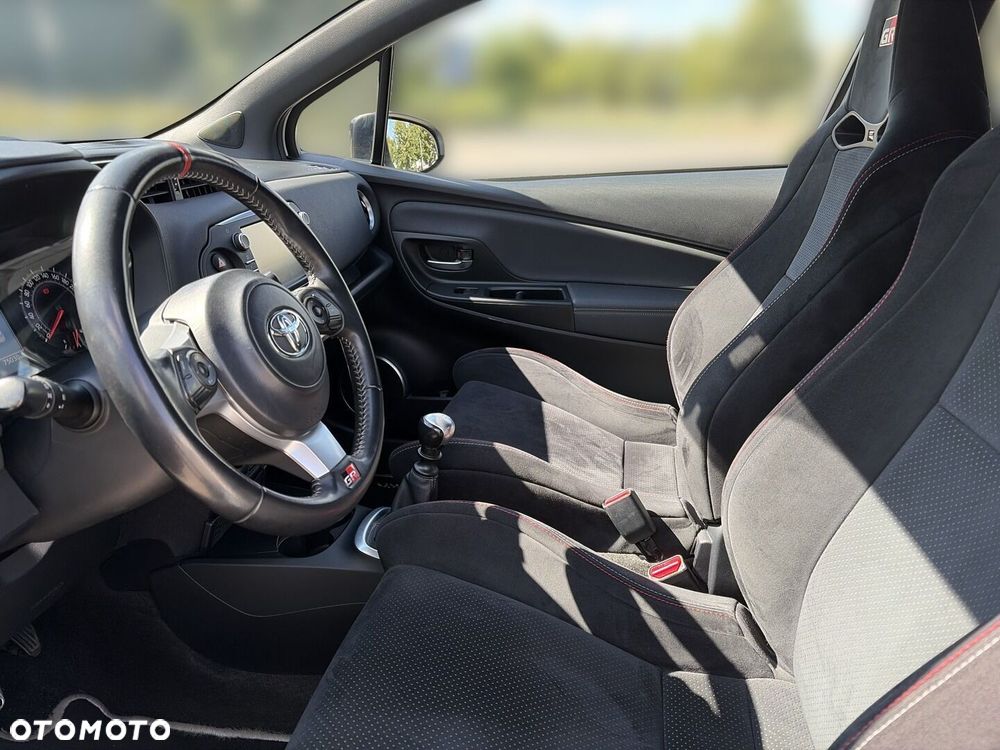 Toyota Yaris 1.8 GRMN - 15