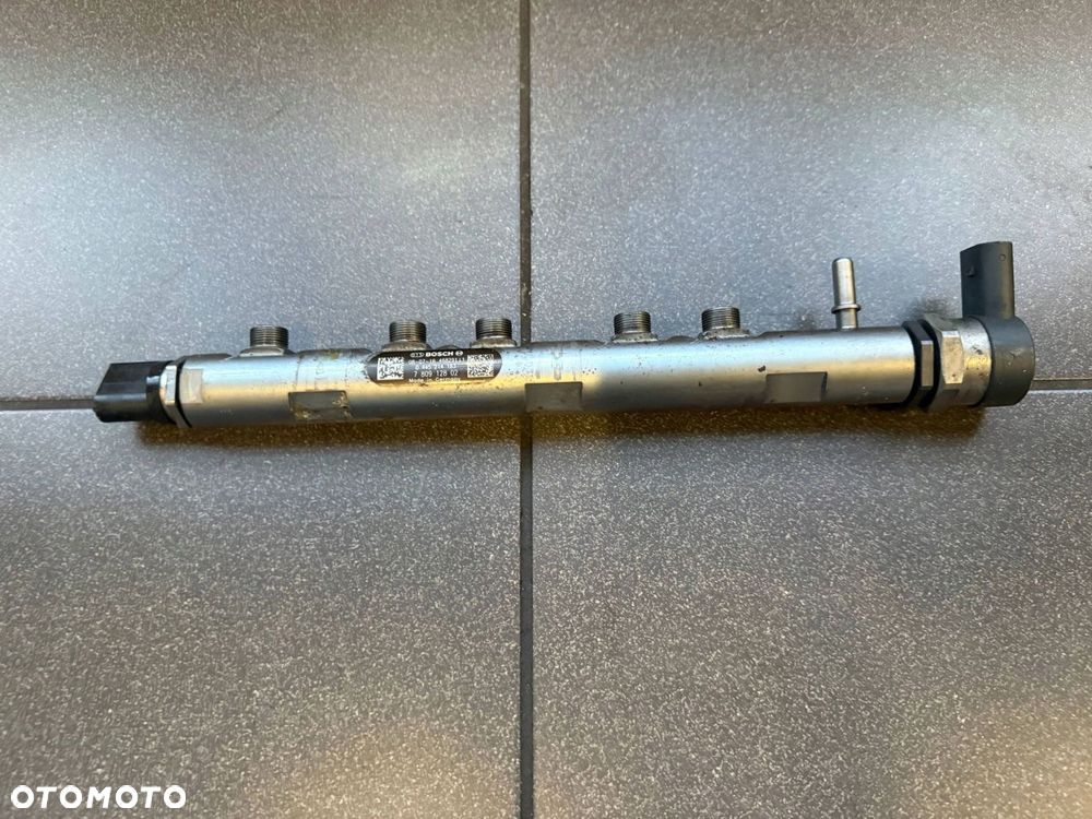 LISTWA WTRYSKOWA 2.0 D BMW 7809128 0445214183 - 1