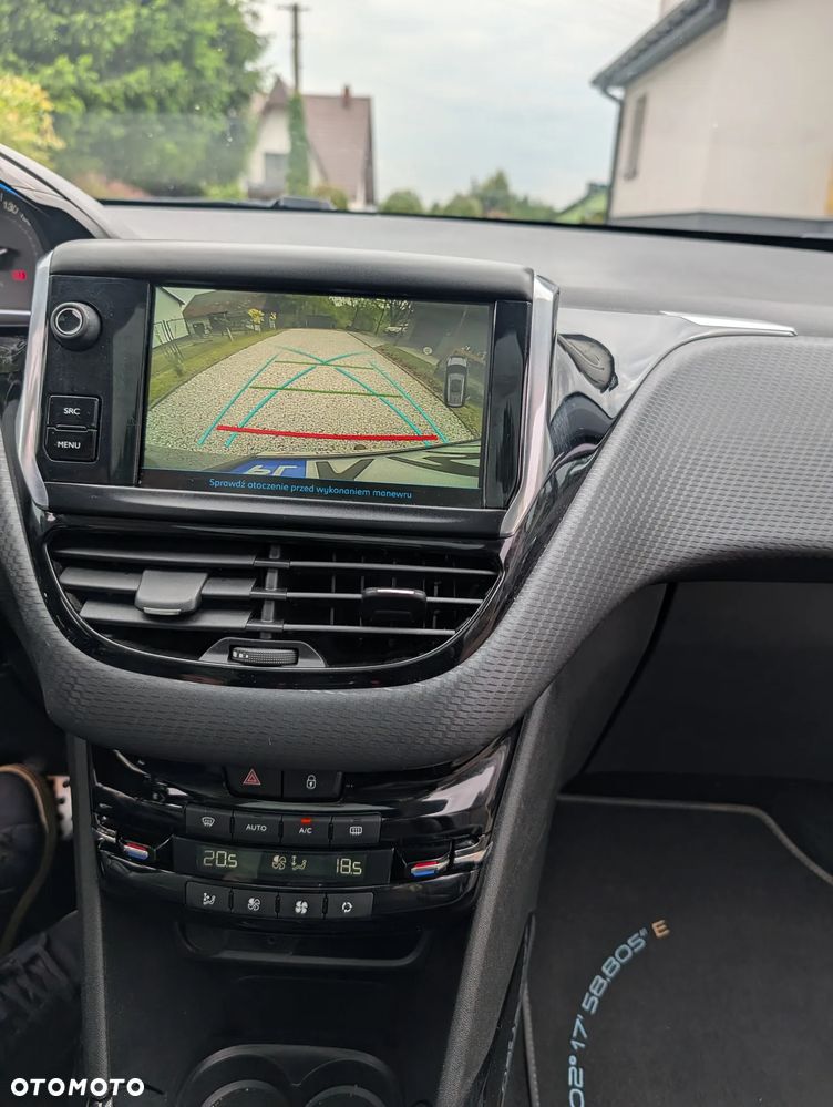 Peugeot 2008 PureTech 110 Stop&Start EAT6 Crossway - 16
