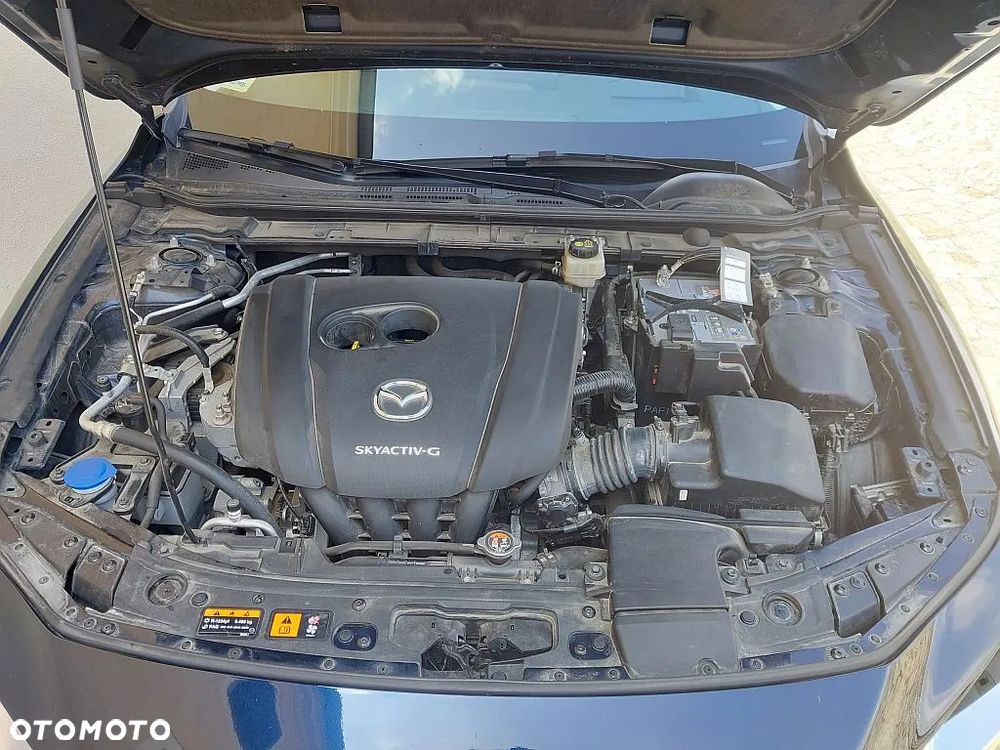 Mazda 3 - 8