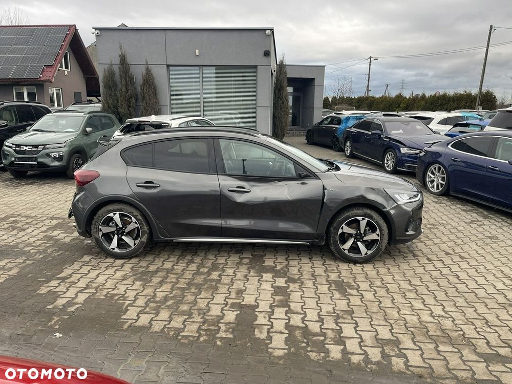 Ford Focus 1.0 EcoBoost Hybrid ST-LINE STYLE - 2