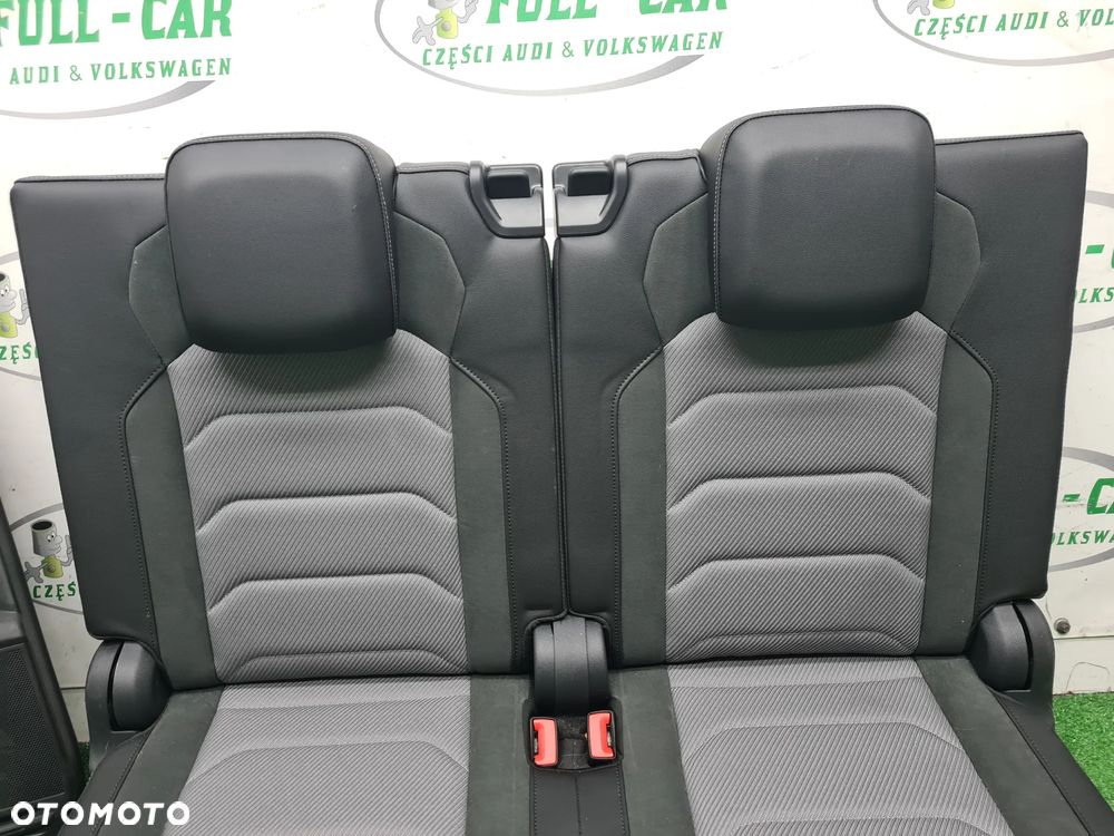 VW TIGUAN ALLSPACE R-LINE FOTELE GRZANE  FOTEL KANAPA BOCZEK DRZWI - 27