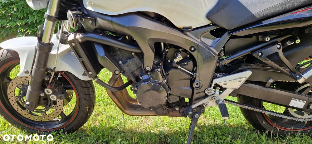 Yamaha FZ6 - 7