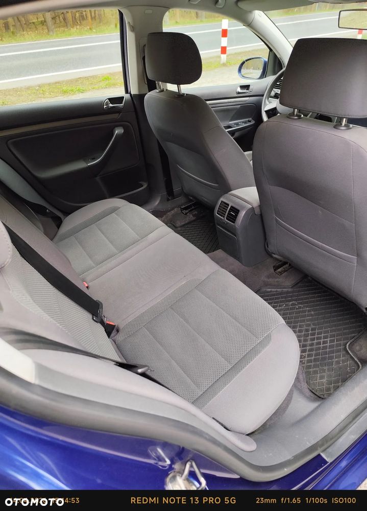 Volkswagen Golf 1.9 TDI Comfortline - 8