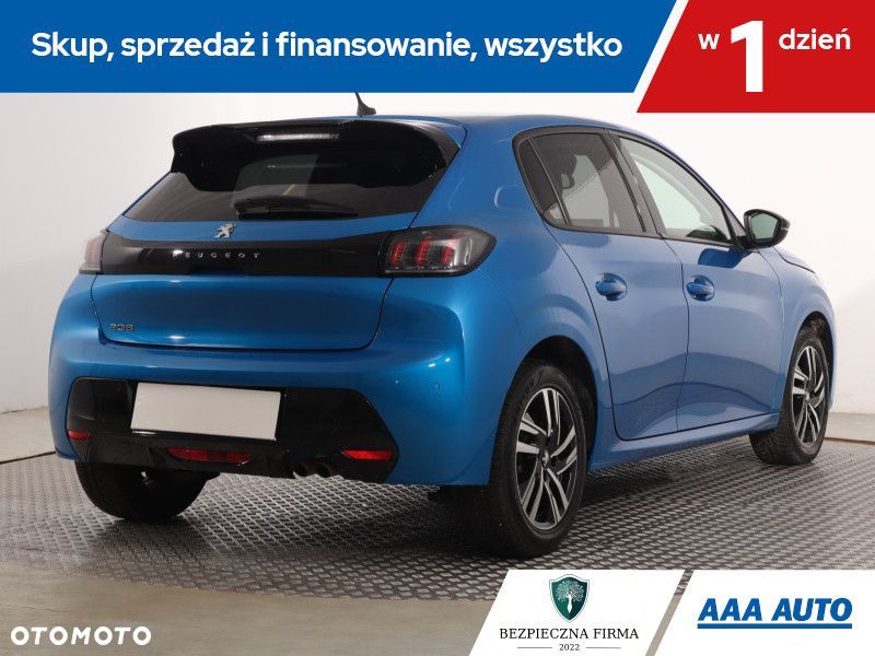 Peugeot 208 - 7