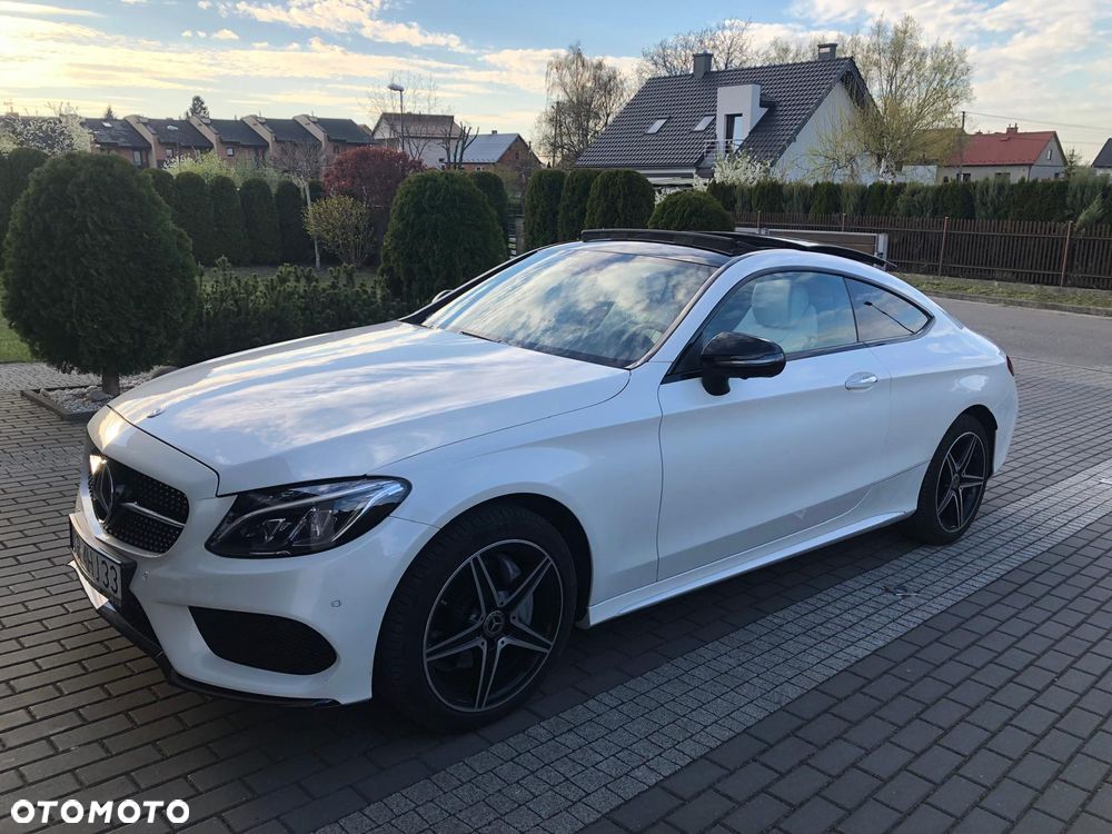 Mercedes-Benz Klasa C 200 4-Matic 9G-Tronic - 3