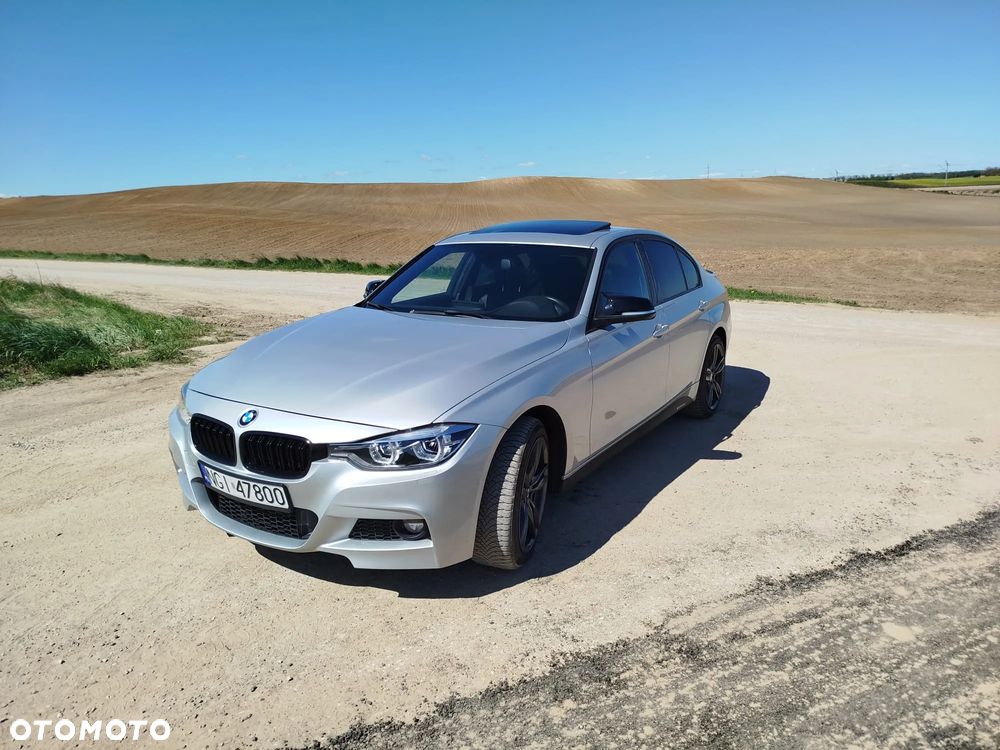 BMW Seria 3 328i xDrive Sport Line - 1