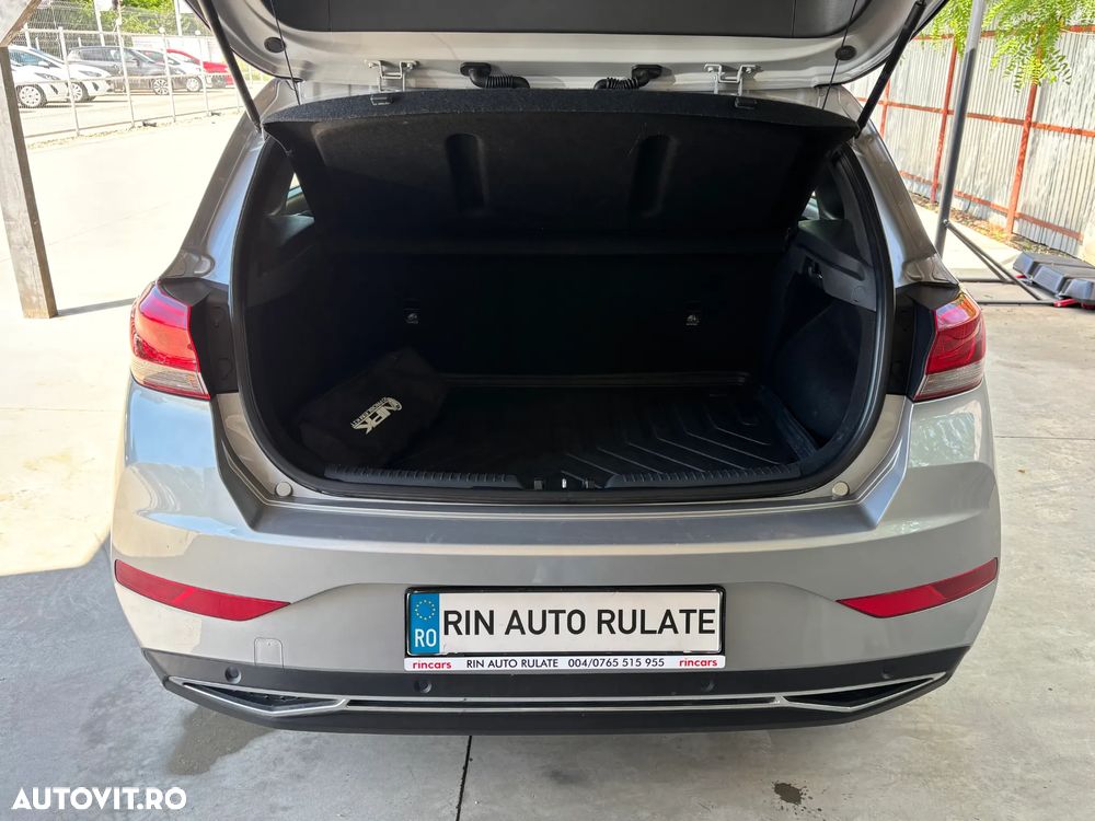 Hyundai i30 1.5 110CP M/T Highway - 9